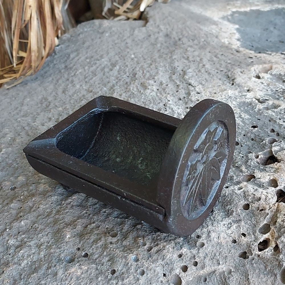 Vintage Japanese Cast Iron Ashtray...UNIQUE and RARE